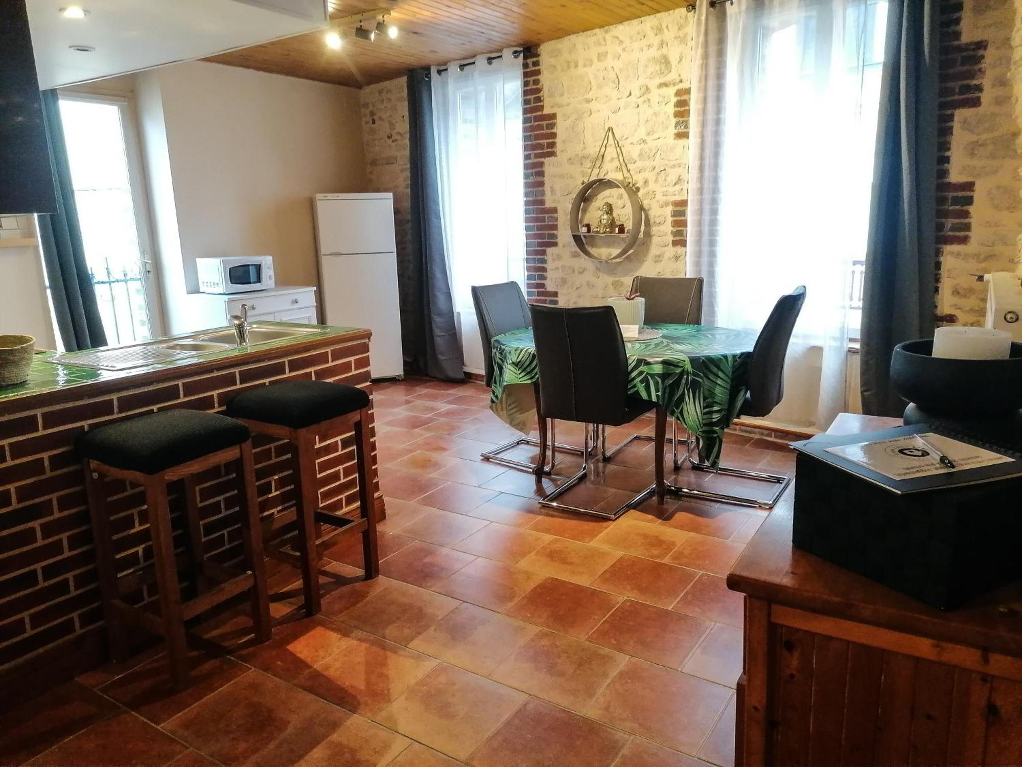 Gite A Sees Avec Garage Prive En Centre Ville Quarto foto
